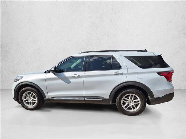 Certified 2025 Ford Explorer Active RWD image 8
