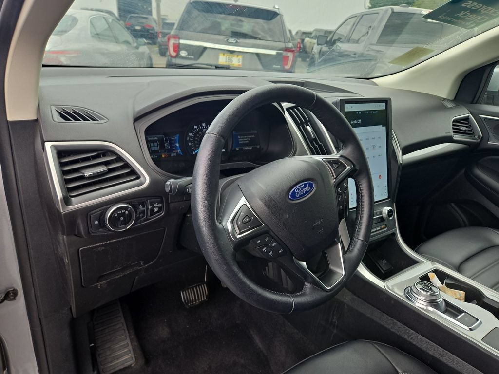 Certified 2023 Ford Edge SEL w/ Convenience Package AWD/4WD image 7