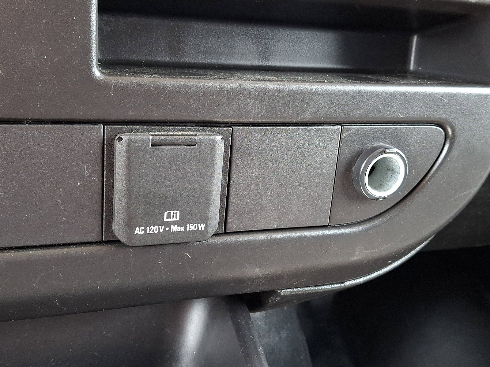 Used 2022 GMC Savana 2500 w/ Driver Convenience Package RWD image 27