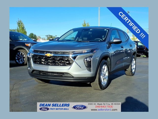 Used 2024 Chevrolet Trax LS w/ LS Convenience Package FWD image 1