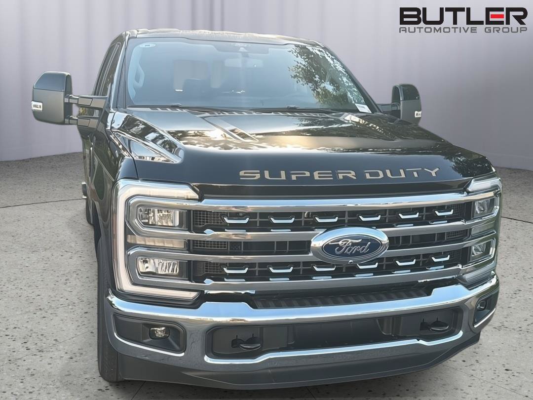 Certified 2026 Ford F350 Lariat RWD image 4