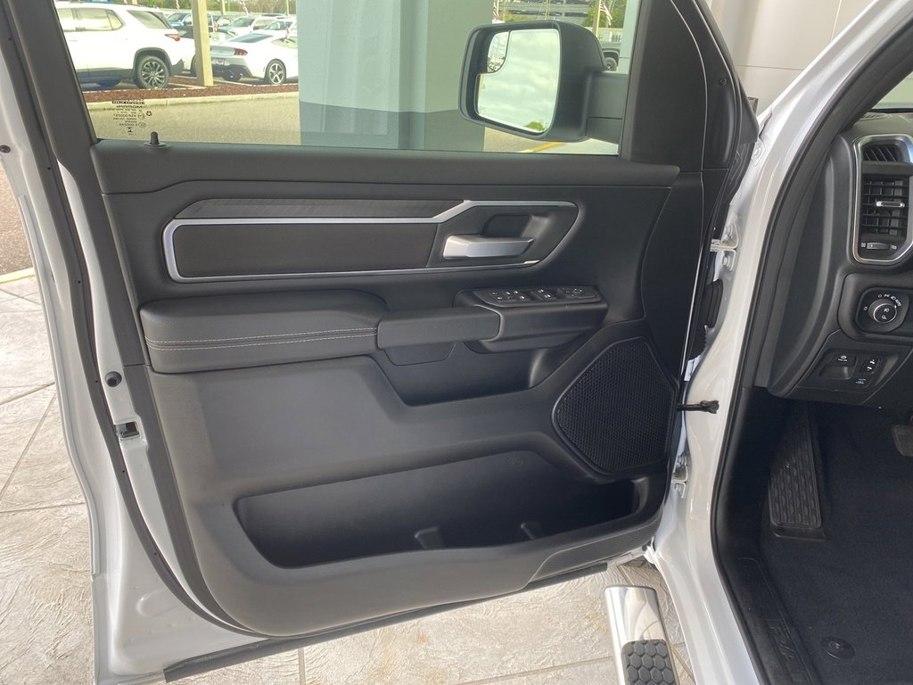 Used 2025 RAM 1500 Big Horn image 8