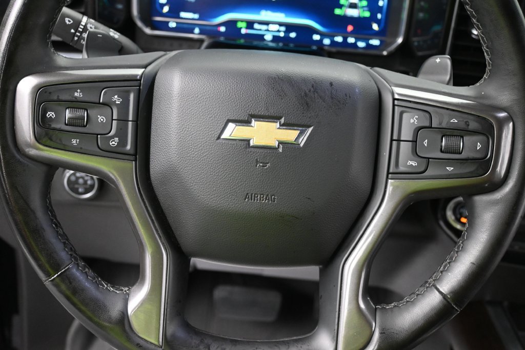 Used 2023 Chevrolet Silverado 1500 High Country w/ High Country Premium Package AWD/4WD image 13