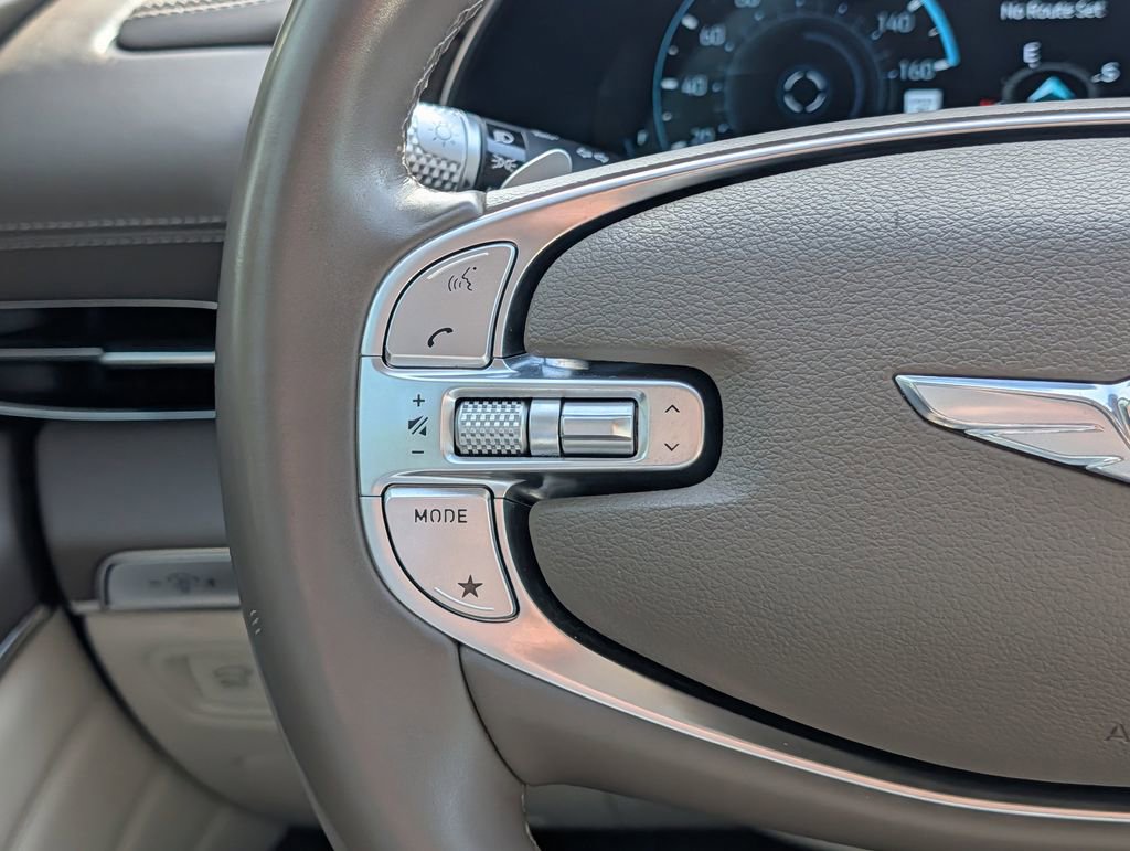 Used 2023 Genesis GV80 2.5T w/ Prestige Package image 18
