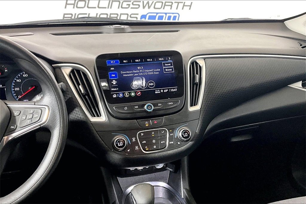 Used 2024 Chevrolet Malibu LT image 5