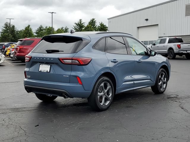 Certified 2024 Ford Escape ST-Line w/ Tech Pack #1 AWD/4WD image 3