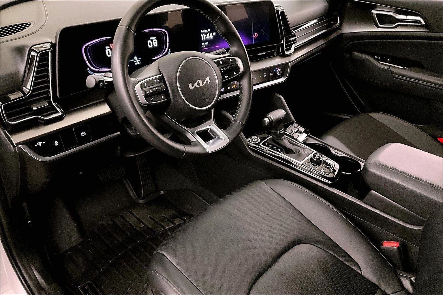 Used 2023 Kia Sportage EX image 12