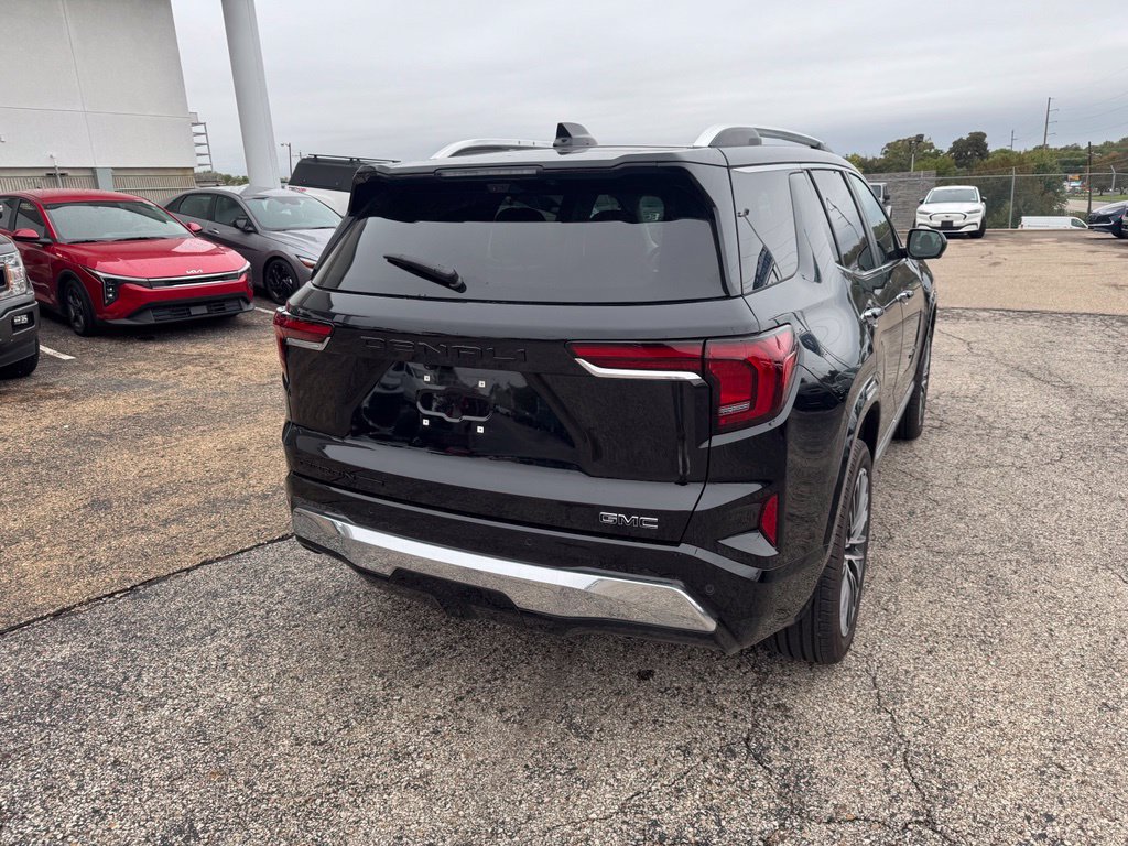 Used 2026 GMC Terrain Denali w/ LPO, Black Badging Package AWD/4WD image 7