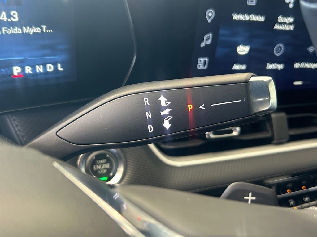 Used 2025 Chevrolet Equinox LT image 14