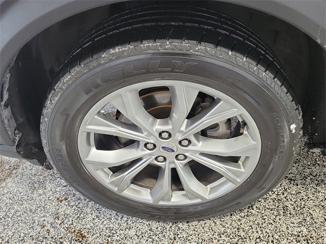 Certified 2020 Ford Explorer XLT w/ Equipment Group 202A image 5