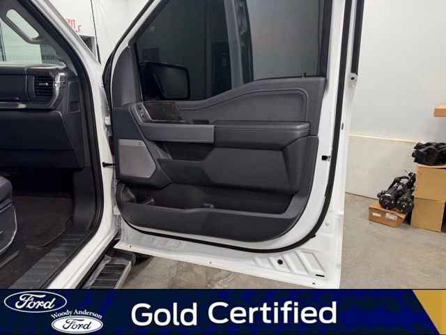 Certified 2022 Ford F150 Lariat w/ Max Trailer Tow Package AWD/4WD image 28
