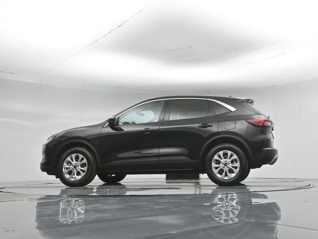 Certified 2023 Ford Escape Active AWD/4WD image 53