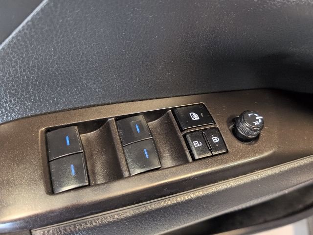 Used 2023 Toyota Camry SE image 15