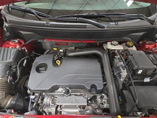 Used 2023 Chevrolet Equinox Premier AWD/4WD image 3