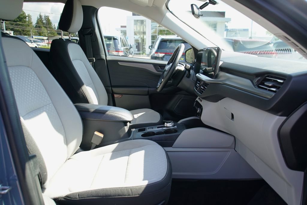 Certified 2024 Ford Escape Active w/ Tech Pack #1 AWD/4WD image 8