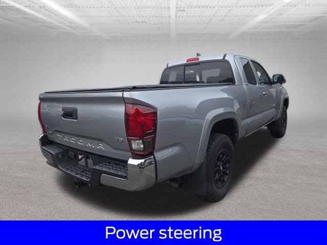 Used 2021 Toyota Tacoma SR5 AWD/4WD image 9