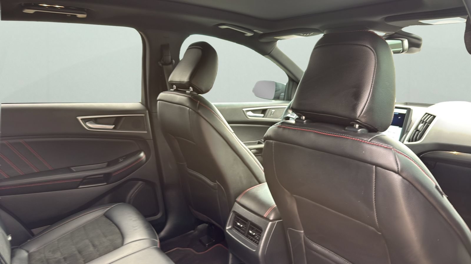 Certified 2023 Ford Edge ST-Line AWD/4WD image 24