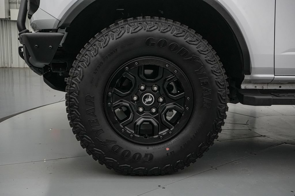 Certified 2024 Ford Bronco Wildtrak AWD/4WD image 10
