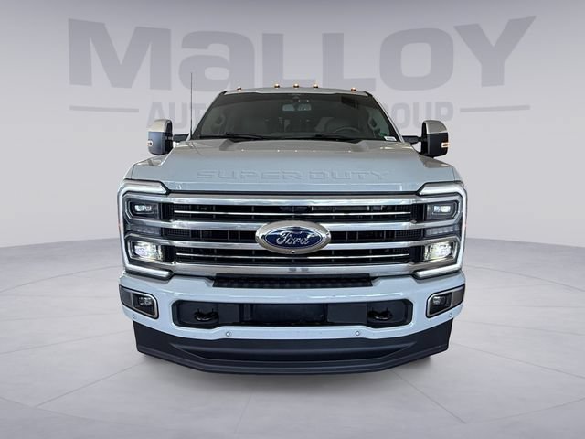 Certified 2025 Ford F350 Platinum w/ Platinum Plus Package AWD/4WD image 8