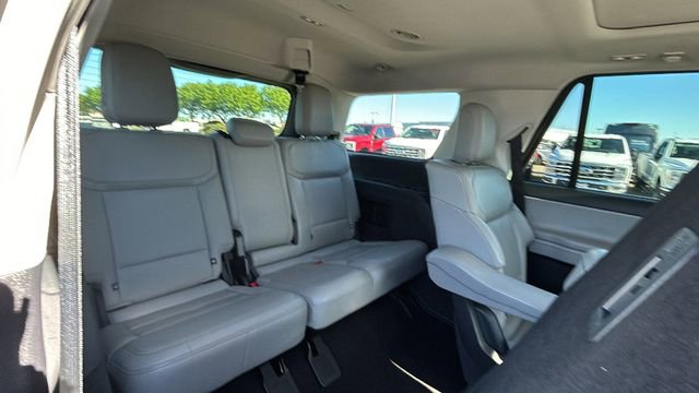 Certified 2025 Ford Expedition Active image 14
