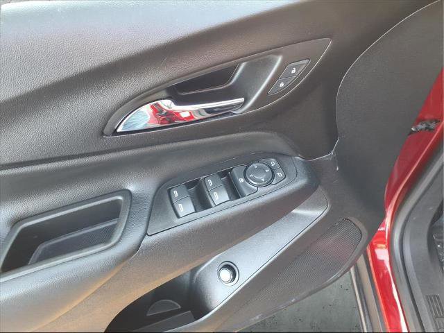 Used 2023 Chevrolet Equinox LT image 18