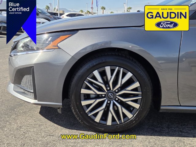 Used 2025 Nissan Altima 2.5 SV FWD image 10