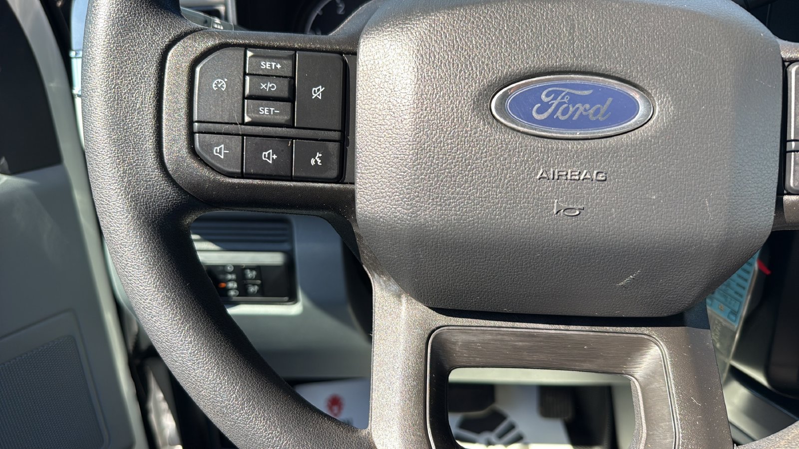 Certified 2024 Ford F250 XLT w/ FX4 Off-Road Package AWD/4WD image 16