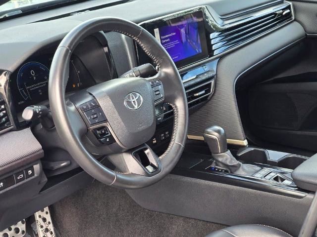 Used 2025 Toyota Camry SE FWD image 22