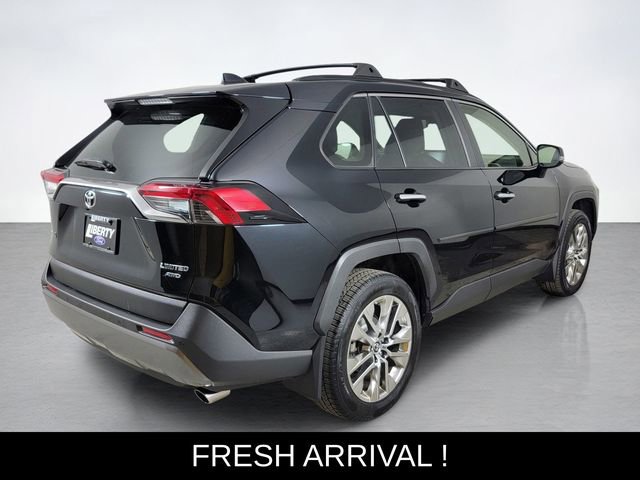 Used 2019 Toyota RAV4 Limited w/ All Weather Liner Package image 3