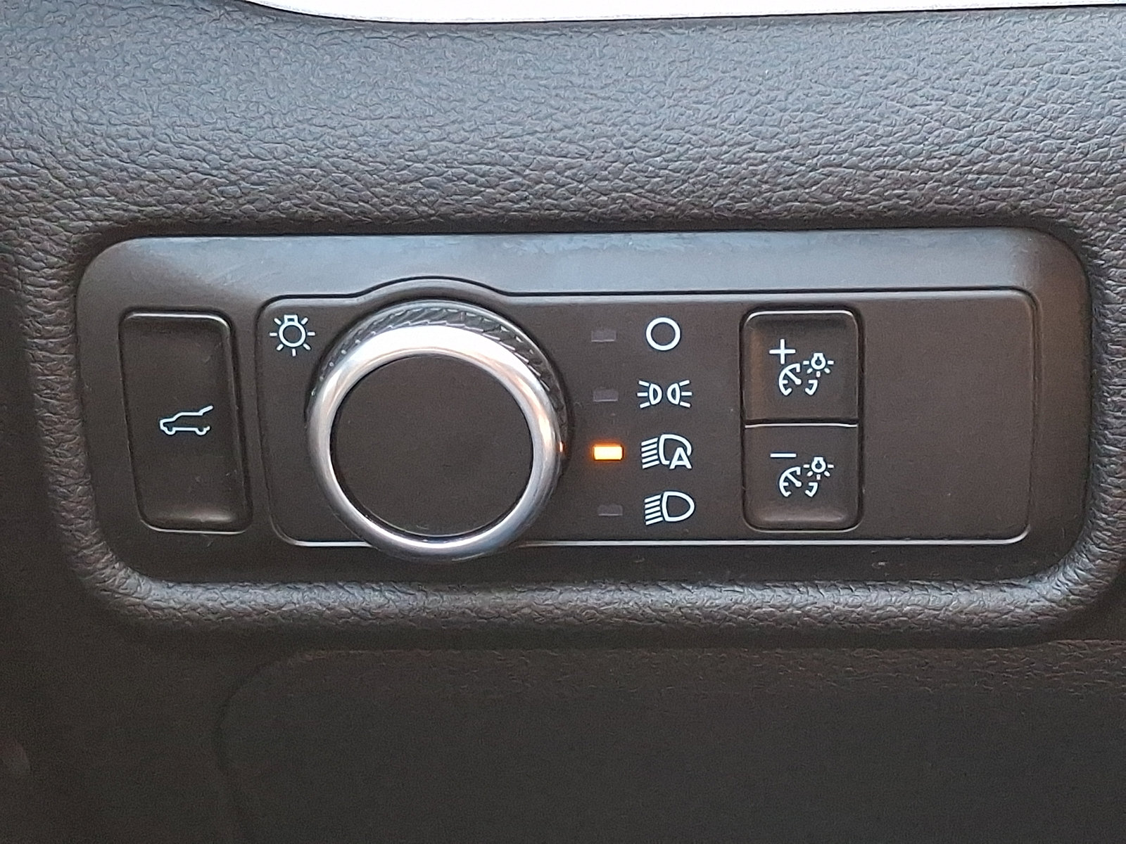 Certified 2023 Ford Explorer XLT AWD/4WD image 27