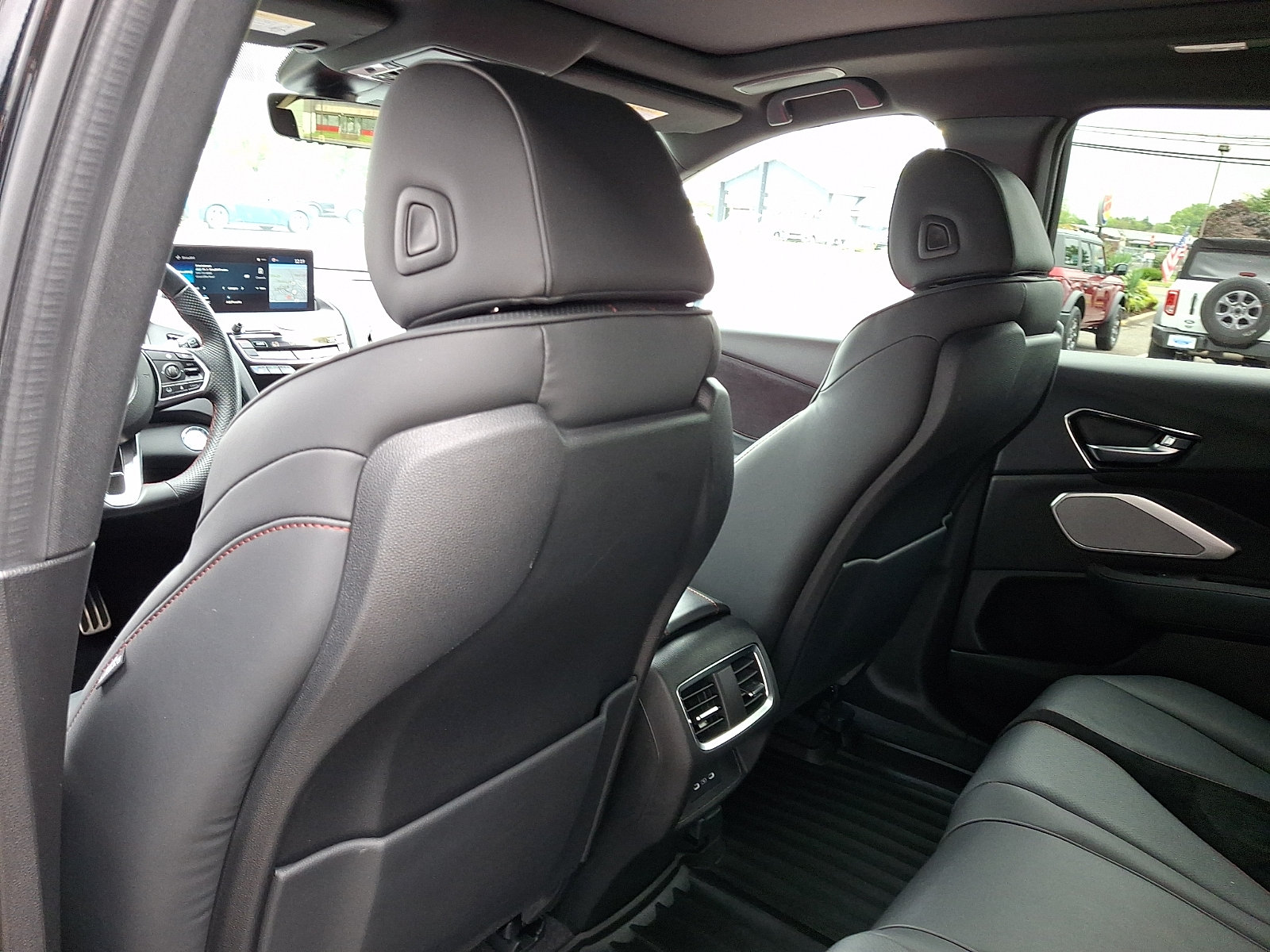Used 2022 Acura RDX w/ Advance Package FWD image 12