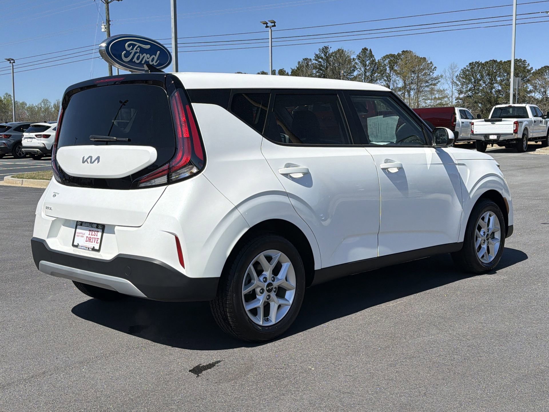 Used 2025 Kia Soul LX w/ LX Technology Package image 24