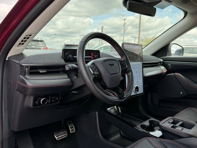 Certified 2025 Ford Mustang Mach-E Premium w/ Sport Appearance Package AWD/4WD image 17