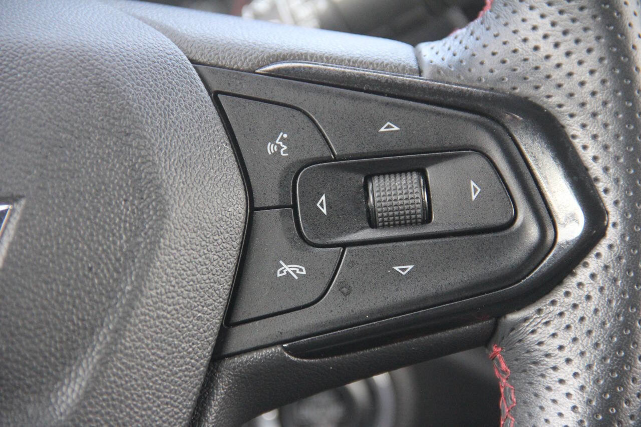 Used 2023 Chevrolet TrailBlazer RS w/ Convenience Package FWD image 17