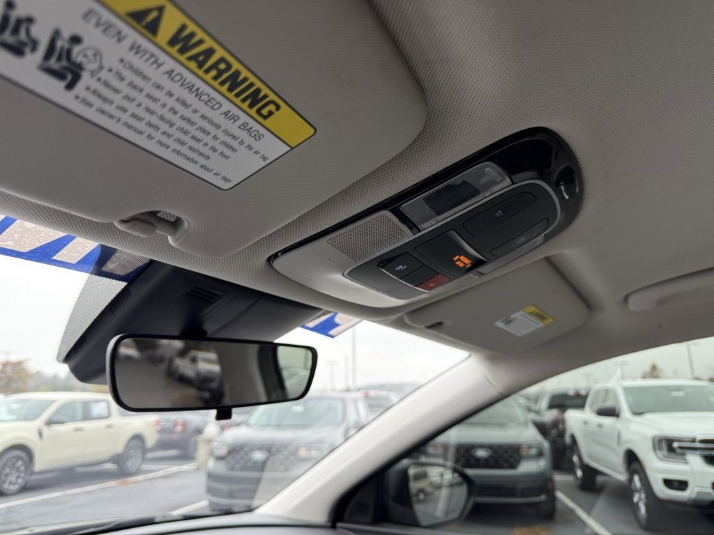 Used 2025 Hyundai Tucson SE image 21