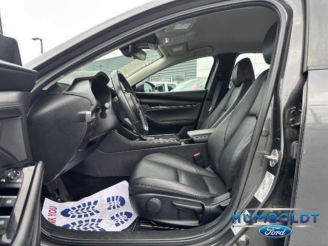 Used 2024 MAZDA MAZDA3 s FWD image 13