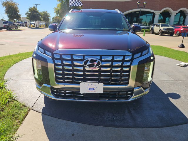 Used 2024 Hyundai Palisade Calligraphy AWD/4WD image 2