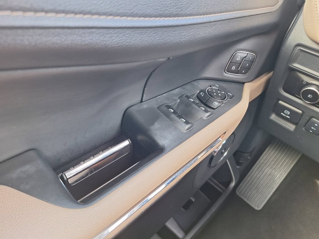 Certified 2024 Ford Expedition Max Limited RWD image 19