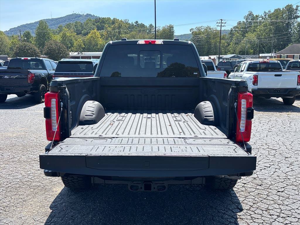 Certified 2024 Ford F250 Lariat w/ Lariat Ultimate Package AWD/4WD image 7