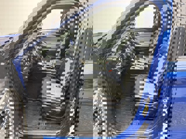 Certified 2022 Ford Explorer XLT w/ XLT Sport Appearance Package image 5