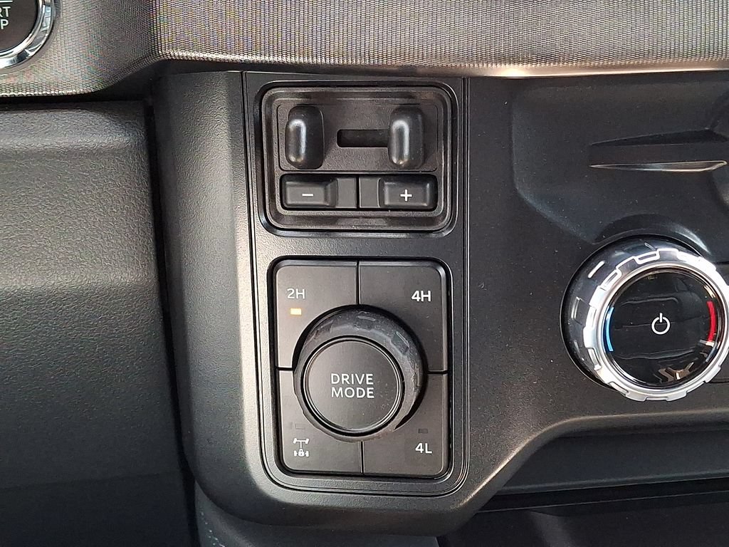 Certified 2026 Ford F350 Platinum AWD/4WD image 24