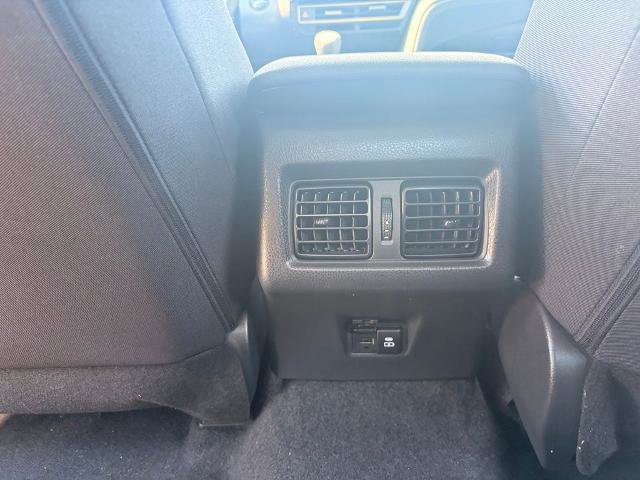 Used 2025 Toyota Camry LE image 29