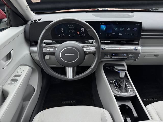 Used 2024 Hyundai Kona SEL AWD/4WD image 12
