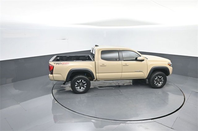 Used 2019 Toyota Tacoma TRD Off-Road image 25