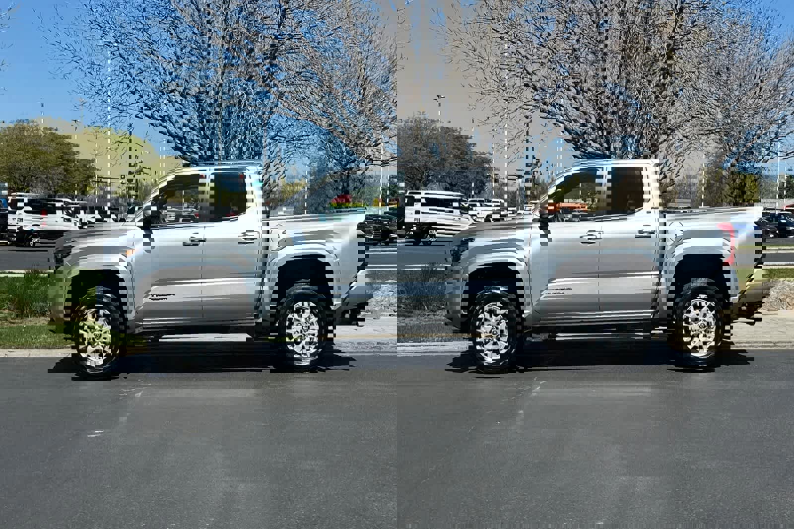 Used 2024 Toyota Tacoma SR5 video 2