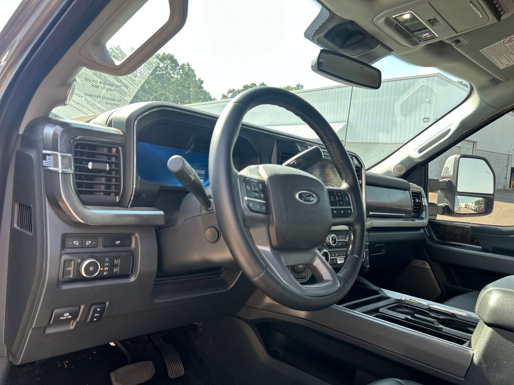 Certified 2024 Ford F250 Lariat w/ Lariat Ultimate Package AWD/4WD image 10
