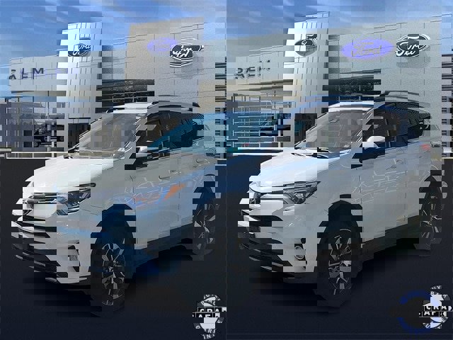 Used 2017 Toyota RAV4 XLE image 6