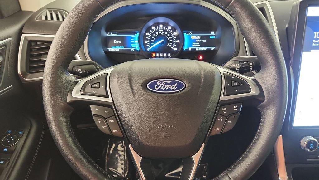 Certified 2024 Ford Edge Titanium image 12
