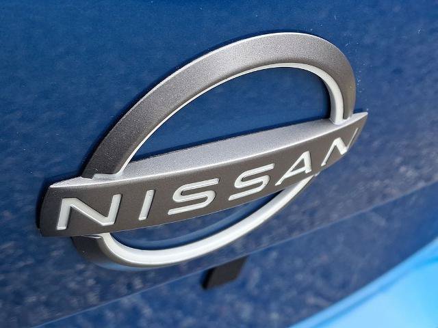 Used 2025 Nissan Sentra SV FWD image 29