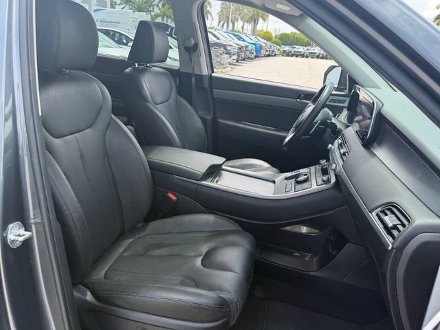 Used 2022 Hyundai Palisade SEL w/ Premium Package FWD image 14
